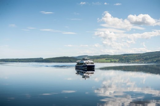 Dochgarroch: Loch Ness and Caledonian Canal 2-Hour Cruise