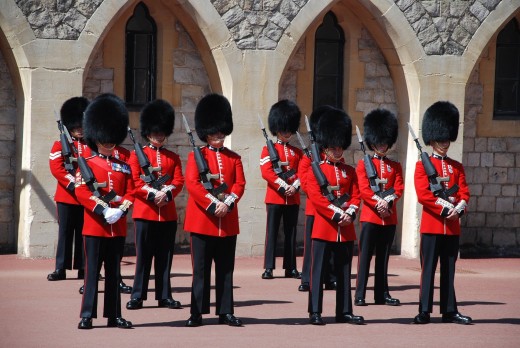 Royal Mews and Changing of the Guard tour