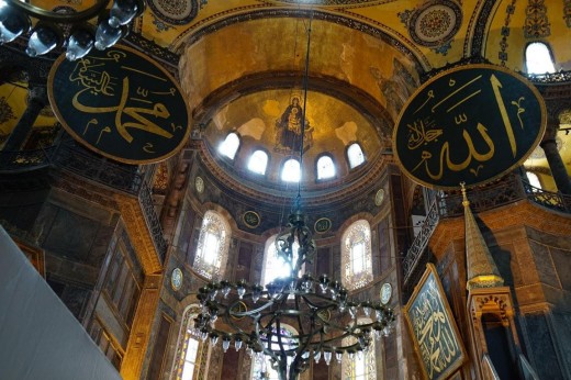 Skip the line Hagia Sophia and Grand Bazaar tour