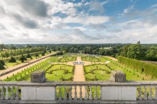 Hampton Court Palace and Gardens Entrance Ticket