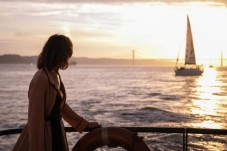 Sunset River Cruise with Live Music in Lisbon for 2 