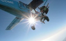 Tandem Skydive in Nottinghamshire