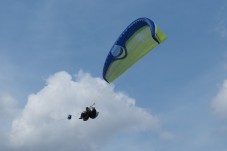 Paragliding Flying Lesson Experience in the Netherlands