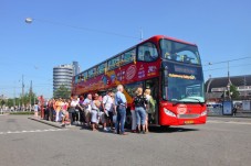 Sightseeing Amsterdam and canal cruise