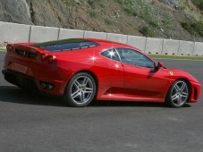 Drive a Ferrari 430 F1 on circuit - 1 or 2 laps