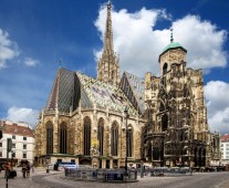 Vienna PASS with Travelcard for free attractions and free transportation