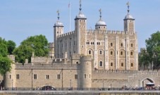 Full Day London Sightseeing Tour for Two with River Boat Ride