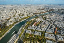 Skip the Line Eiffel Tower Tour