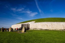 Boyne Valley Day Tour: Newgrange & Bru Na Boinne Entry