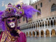 Grand Ball Miroir Package - Carnival in Venice