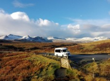 Edinburgh: 2-Day Highlands Tour to Eilean Donan, Loch Ness & Glenfinnan