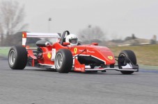 Conducir un Fórmula 3 Ferrari - 4 o 8 vueltas en circuito