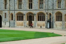 Windsor: Land and Water Amphibious Bus Sightseeing Tour for Two