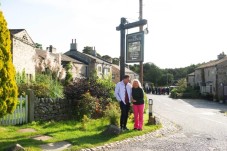 Leeds: Emmerdale Village Set Guided Tour