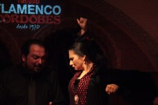 Flamenco and Dinner for Two in Barcelona