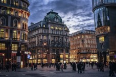 Vienna PASS with Travelcard for free attractions and free transportation