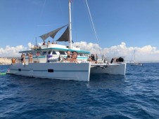 Sunset Catamaran Cruise in Marseille with Dinner - France