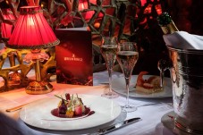 Moulin Rouge Paris (Toulouse Lautrec menu)