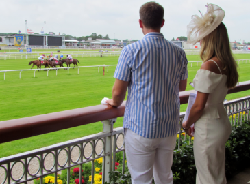 Valentine's Day Horse Racing Gift Experiences